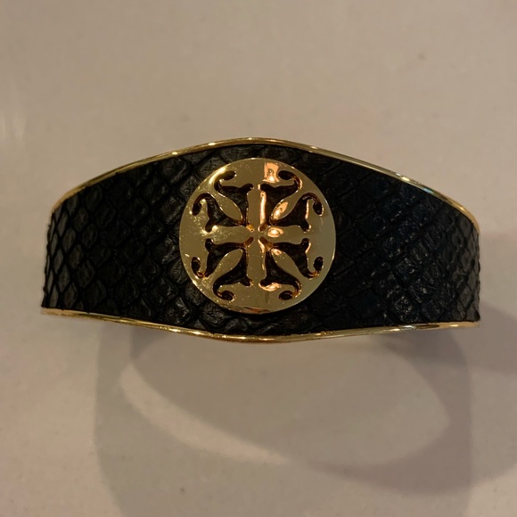 Rustic Cuff Python Embossed gold cuff bracelet - Picture 4 of 4